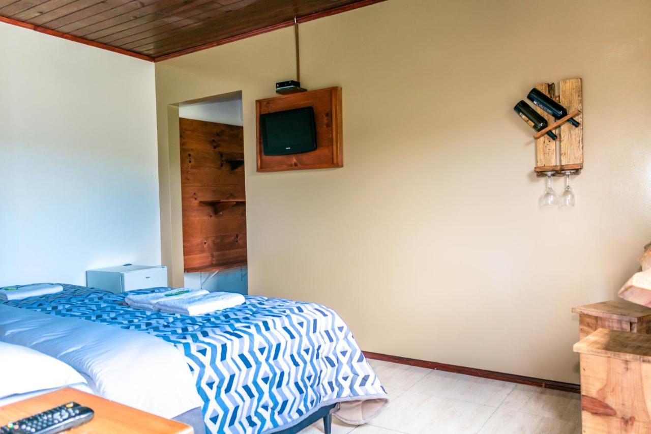 Pousada Rural Pavao - Suites E Chales Урубиси Экстерьер фото