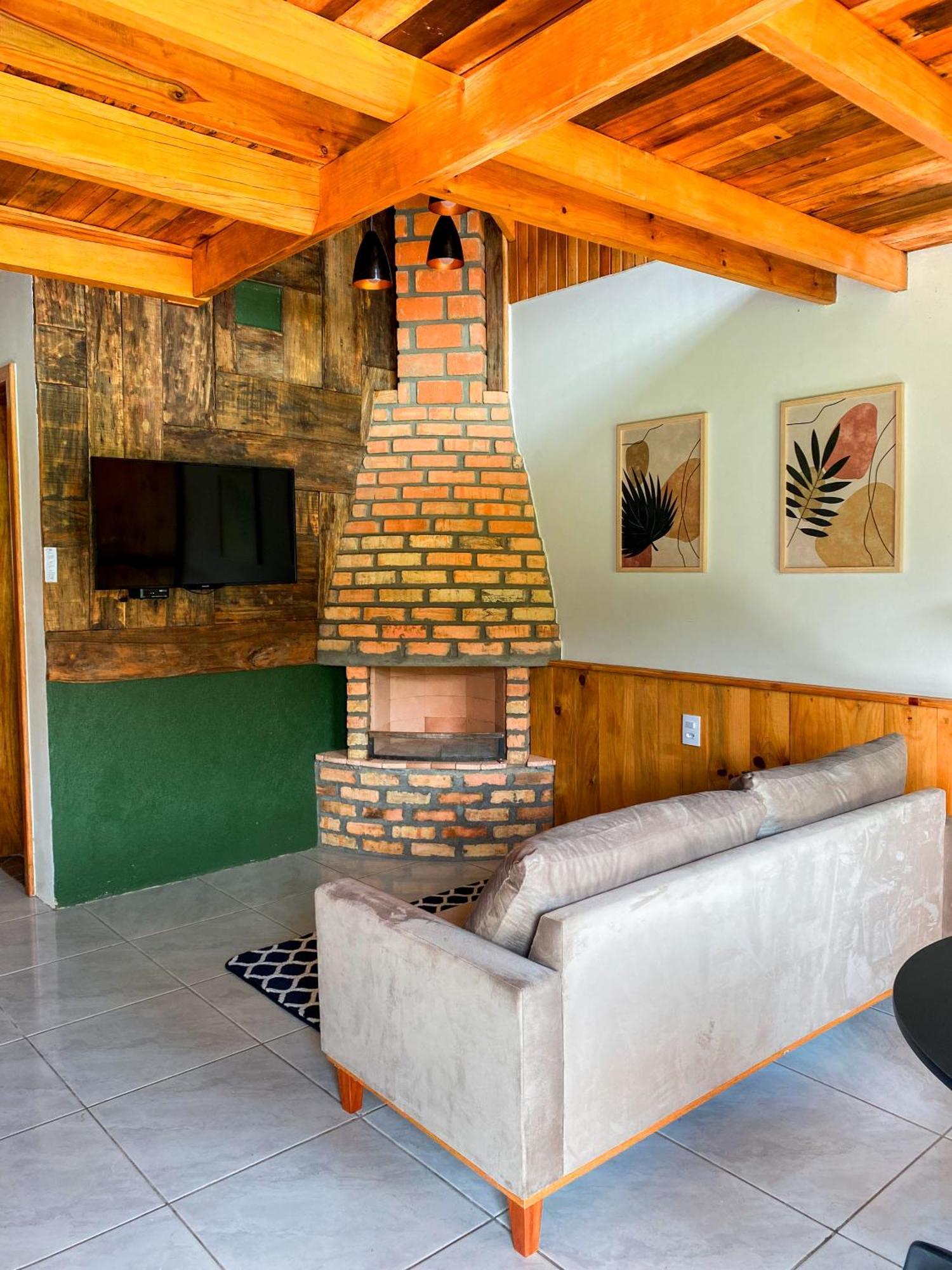 Pousada Rural Pavao - Suites E Chales Урубиси Экстерьер фото